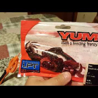Видеообзор мягкой приманки Yum Gonzo Grub по заказу Fmagazin.